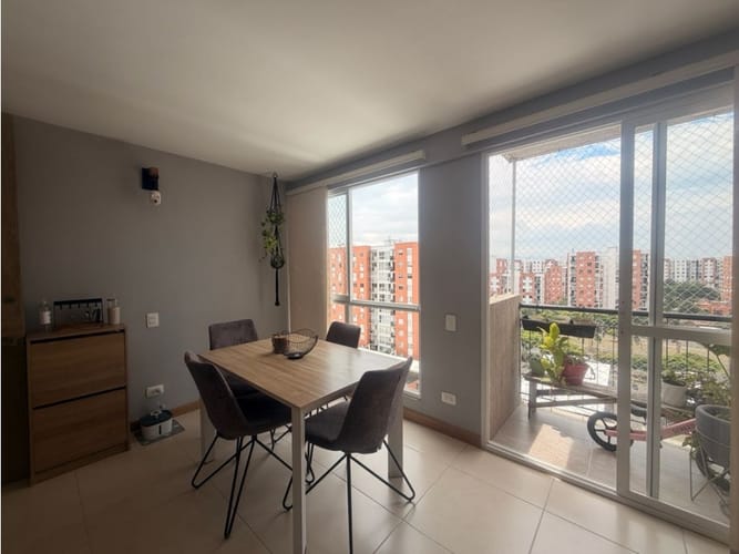 Apartamento de 2 alcobas en venta en Ciudad Melendez, Cali, 67 m² · foto 3 de 13