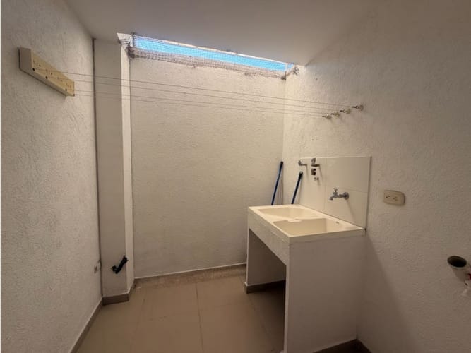 Casa de 3 alcobas en venta en Ciudad Country, Jamundí, 109 m² · foto 6 de 18