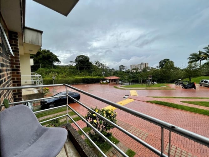 Casa de 4 alcobas en venta en Canaan, Pereira, 182 m² · foto 2 de 24