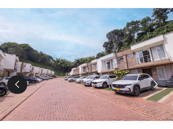 Casa de 4 alcobas en venta en Canaan, Pereira, 182 m² · foto 3 de 24