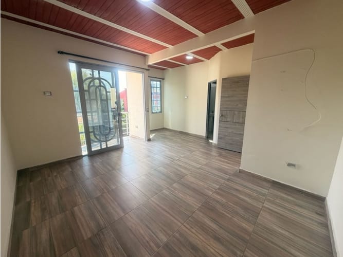 Casa de 3 alcobas en venta en Cn. San Marino, Jamundí, 155 m² · foto 12 de 24