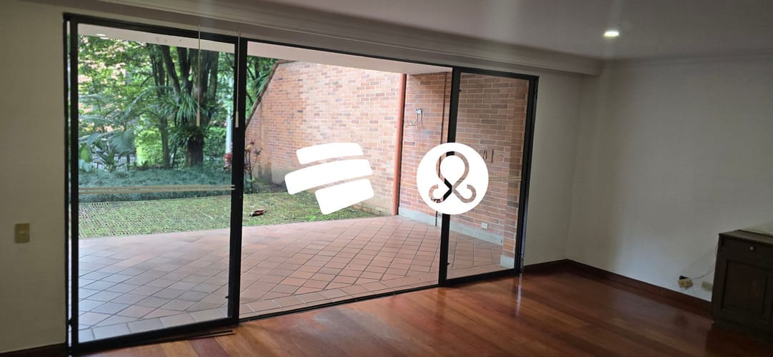 Casa de 3 alcobas en venta en Laureles, Medellín, 267 m² · foto 9 de 15