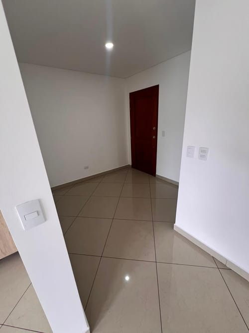 Apartamento de 2 alcobas en venta en Los Colegios, Rionegro, 100 m² · foto 5 de 11