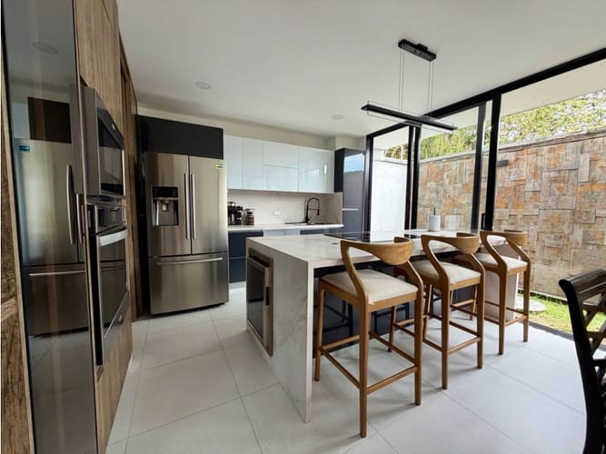 Casa de 4 alcobas en venta en La Morada, Jamundí, 239 m² · foto 6 de 24