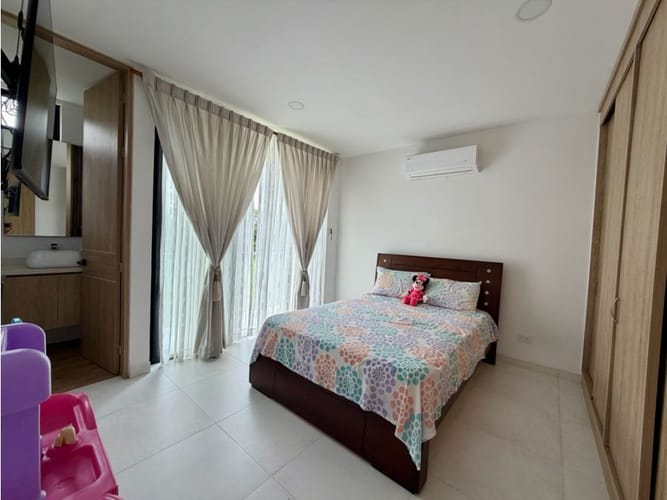 Casa de 4 alcobas en venta en La Morada, Jamundí, 239 m² · foto 15 de 24