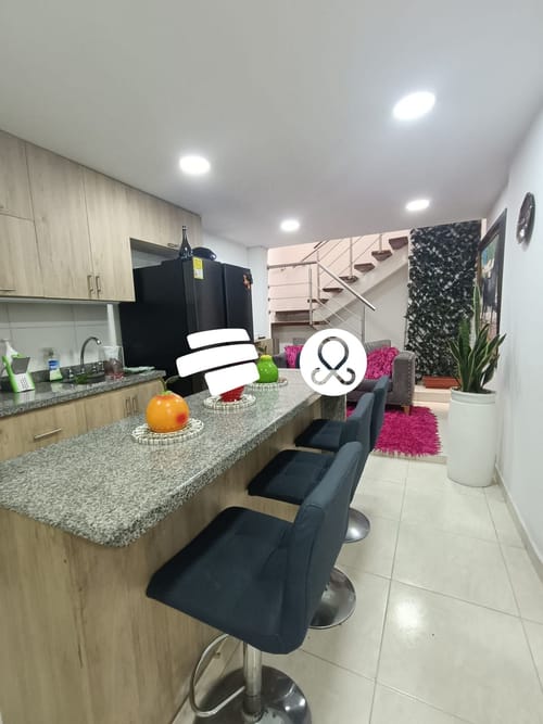 Casa de 3 alcobas en venta en El Danubio, Medellín, 138 m² · foto 2 de 24
