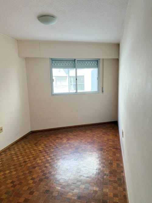 Alquiler Apartamento Al Frente 2 Dormitorios 2 Baños Garaje En Puerto Buceo · Foto 7