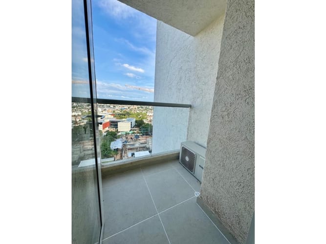 Apartamento de 2 alcobas en venta en Santa Isabel, Cali, 98 m² · foto 5 de 17