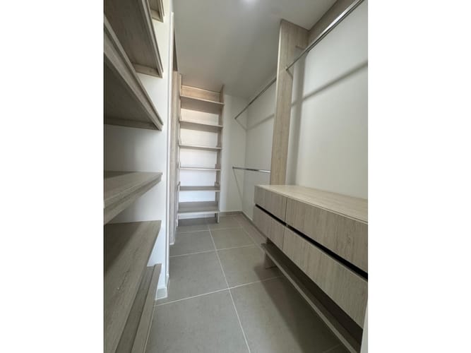 Apartamento de 2 alcobas en venta en Santa Isabel, Cali, 98 m² · foto 14 de 17