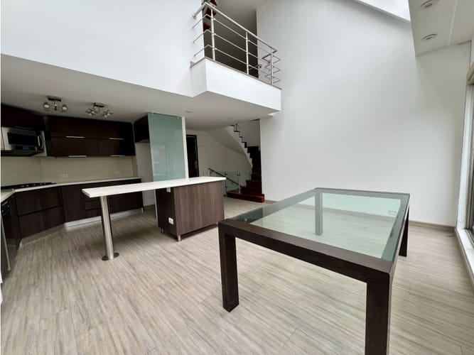 Apartamento de 3 alcobas en venta en Chicó Reservado, Bogotá, 255 m² · foto 9 de 15