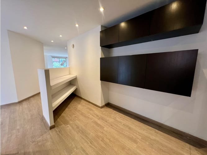 Apartamento de 3 alcobas en venta en Chicó Reservado, Bogotá, 255 m² · foto 14 de 15