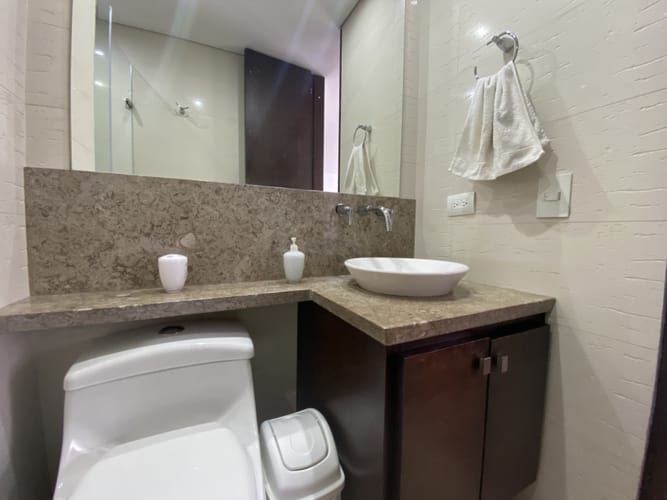 Apartaestudio en venta en Chico Norte, Bogotá, 49 m² · foto 11 de 17