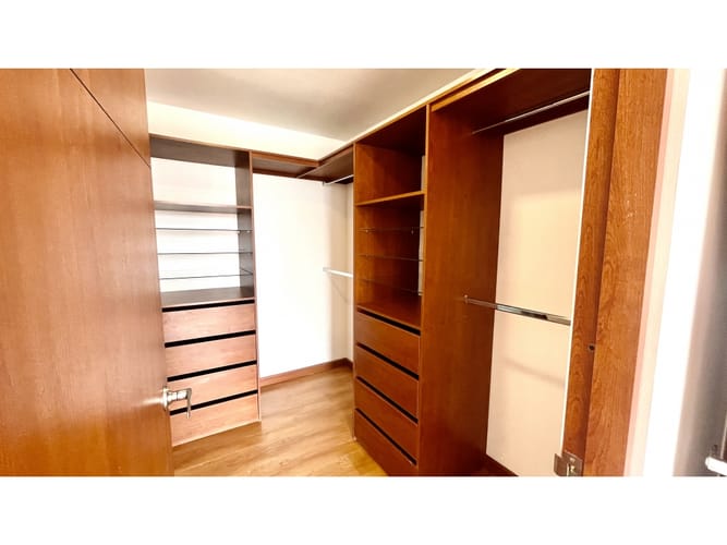 Apartamento en venta en Cedritos, Bogotá · foto 17 de 24