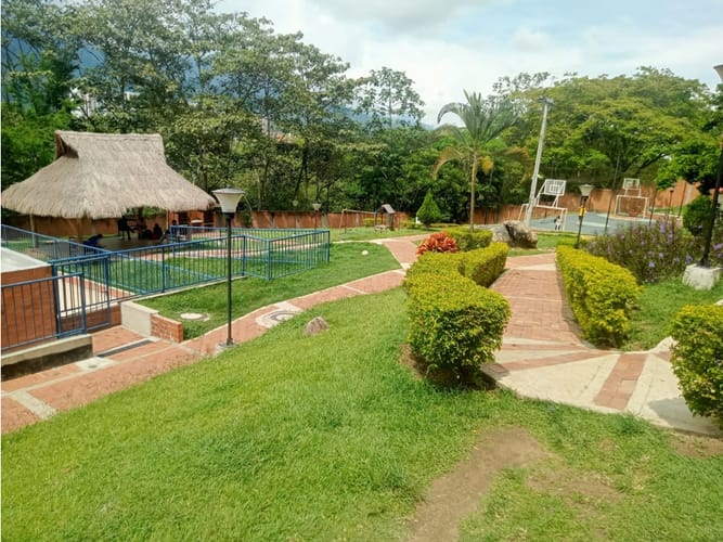 Apartamento de 3 alcobas en venta en Ub. Ambikaima, Ibagué, 57 m² · foto 2 de 22