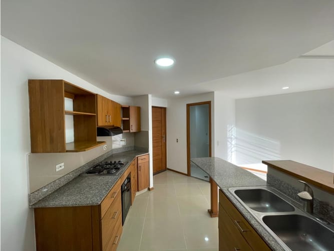 Apartamento de 3 alcobas en arriendo en Aves Maria, Sabaneta, 113 m² · foto 5 de 21