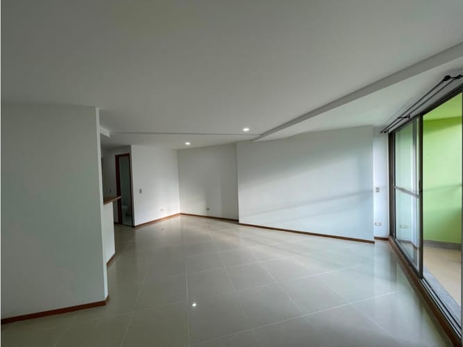 Apartamento de 3 alcobas en arriendo en Aves Maria, Sabaneta, 113 m² · foto 6 de 21
