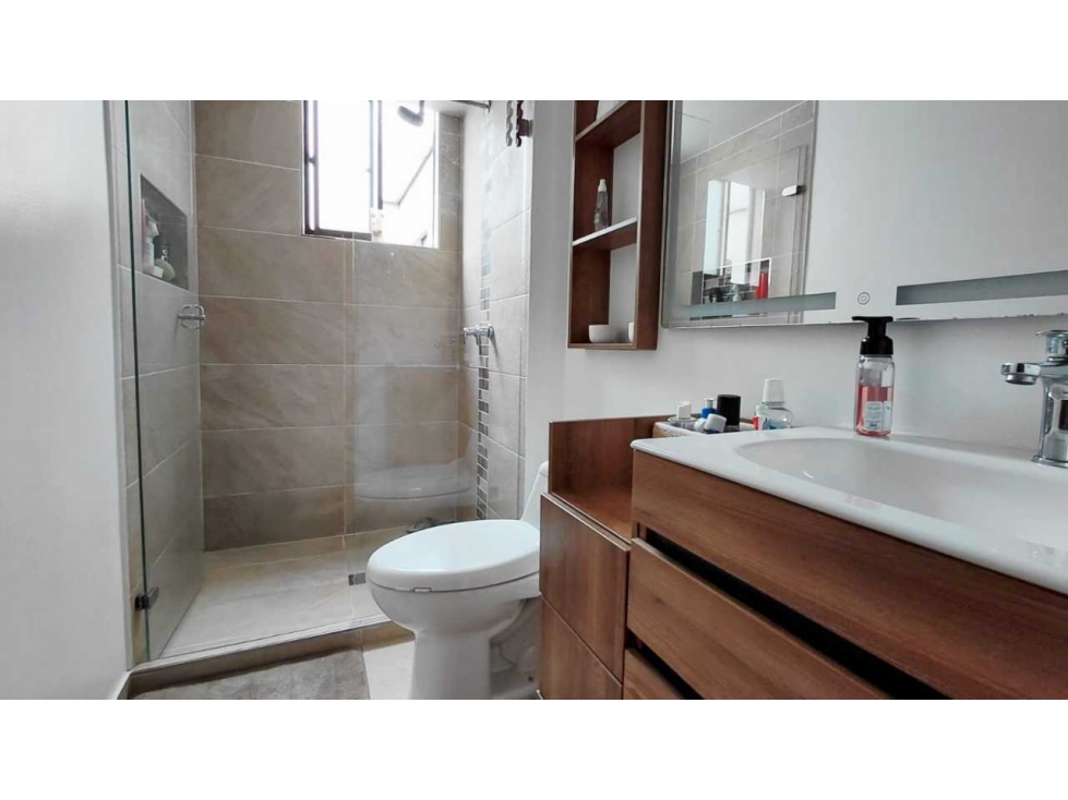 Apartamento en venta en Mazuren, Bogotá · foto 10 de 13