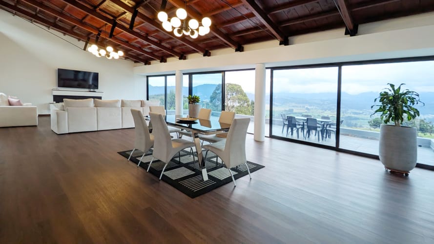 Casa de 4 alcobas en venta en Aposentos Parte Alta, Sopó, 498 m² · foto 2 de 24