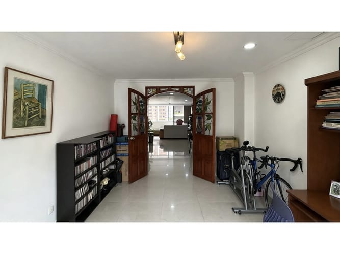 Apartamento de 4 alcobas en venta en La Florida, Medellín, 145 m² · foto 5 de 10
