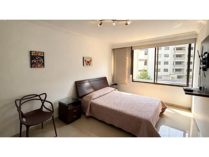 Apartamento de 4 alcobas en venta en La Florida, Medellín, 145 m² · foto 7 de 10