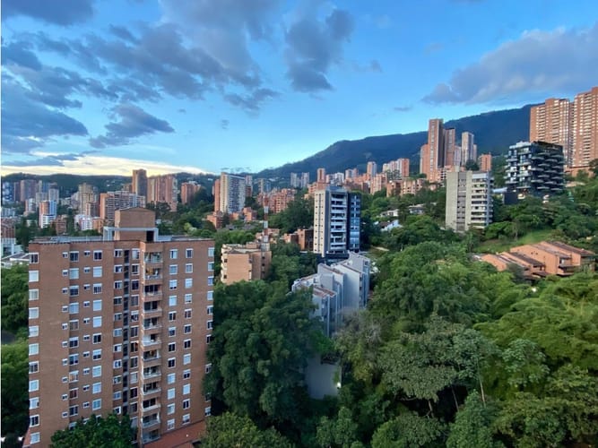 Apartamento de 3 alcobas en venta en Transversal Inferior, Medellín, 75 m² · foto 5 de 19