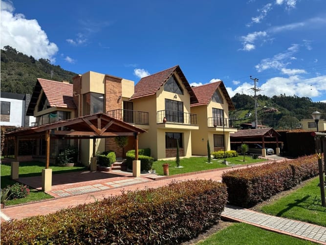 Casa de 4 alcobas en venta en Fonquetá, Chía, 198 m² · foto 4 de 24