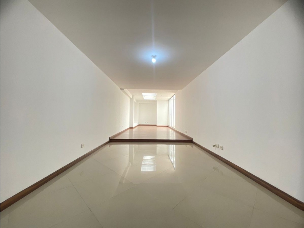 Apartamento en venta en Santa Barbara, Bogotá · foto 4 de 19