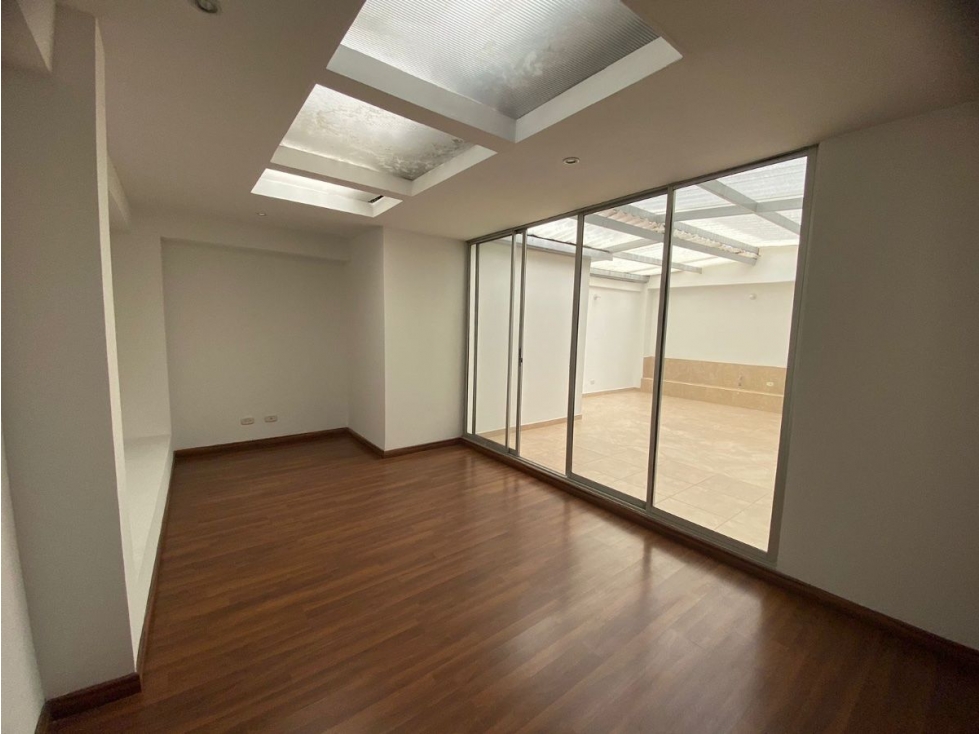 Apartamento en venta en Santa Barbara, Bogotá · foto 7 de 19