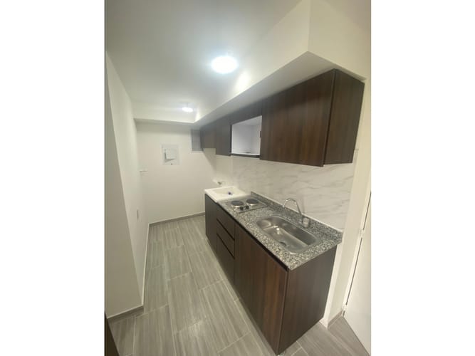 Apartaestudio en venta en El Redil, Bogotá, 35 m² · foto 7 de 17