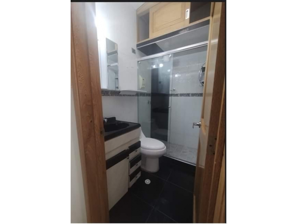 Casa en venta en Castilla, Bogotá · foto 2 de 11