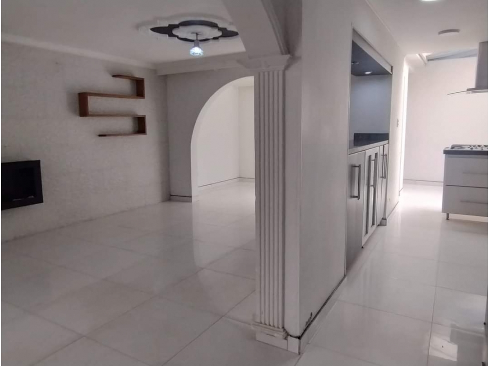 Casa en venta en Castilla, Bogotá · foto 6 de 11