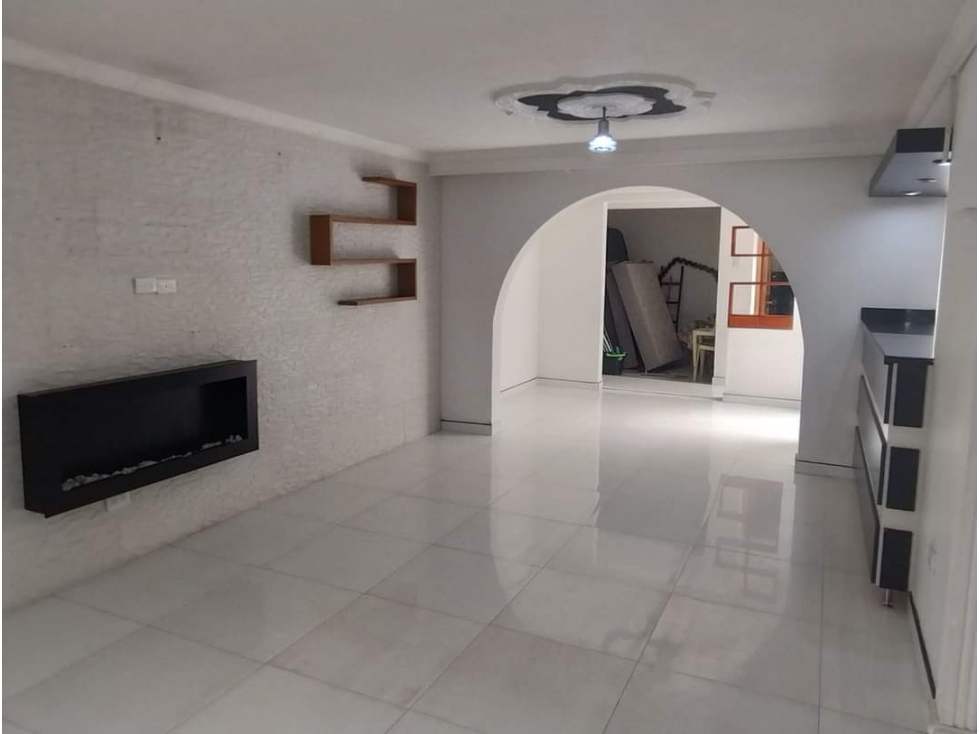 Casa en venta en Castilla, Bogotá · foto 8 de 11