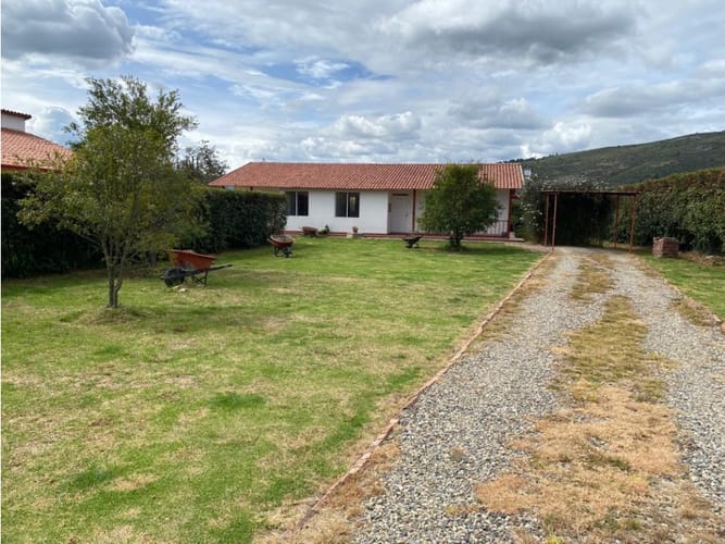 Casa de 4 alcobas en arriendo en El Porvenir, Tocancipá, 250 m² · foto 2 de 15