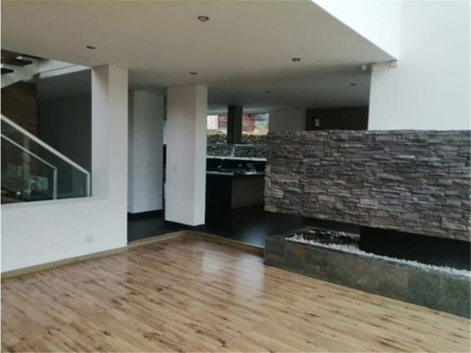 Casa de 4 alcobas en arriendo en Tiquiza, Chía, 260 m² · foto 5 de 21