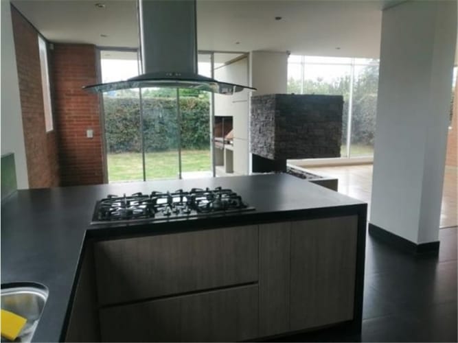 Casa de 4 alcobas en arriendo en Tiquiza, Chía, 260 m² · foto 21 de 21