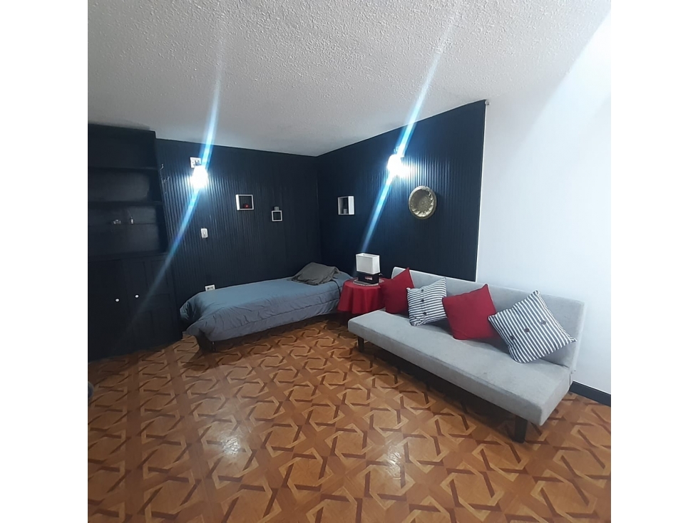 Casa en venta en Barrios Unidos, Bogotá · foto 8 de 14