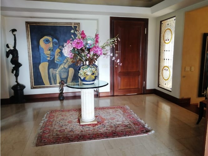 Apartamento de 3 alcobas en venta en Santa Barbara, Bogotá, 330 m² · foto 6 de 21