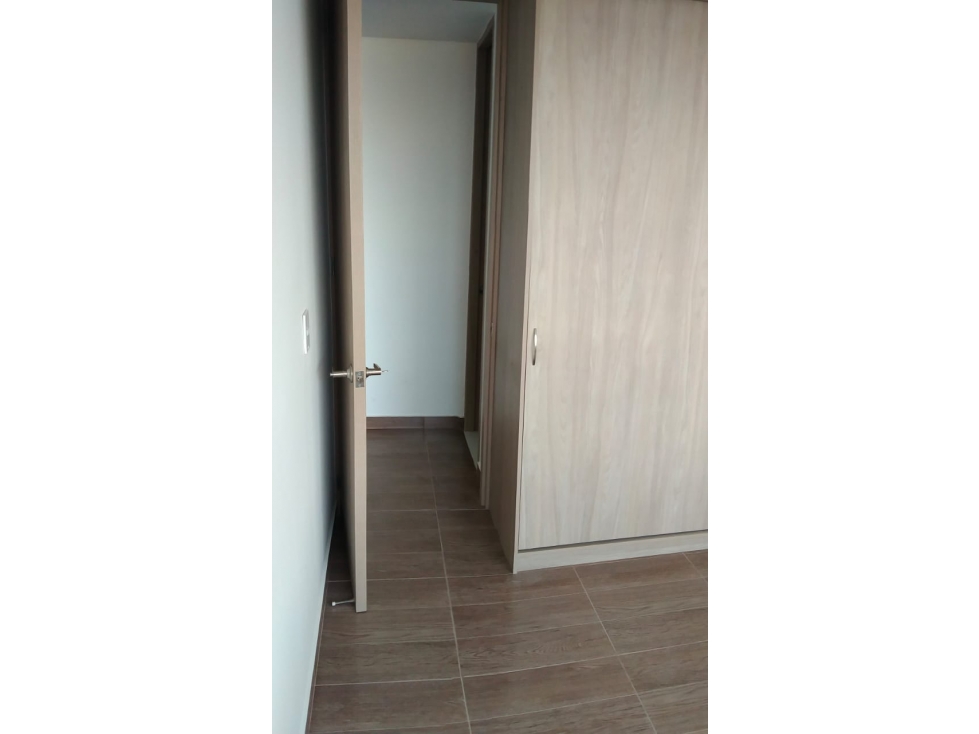 Apartamento en venta en El Redil, Bogotá · foto 2 de 16
