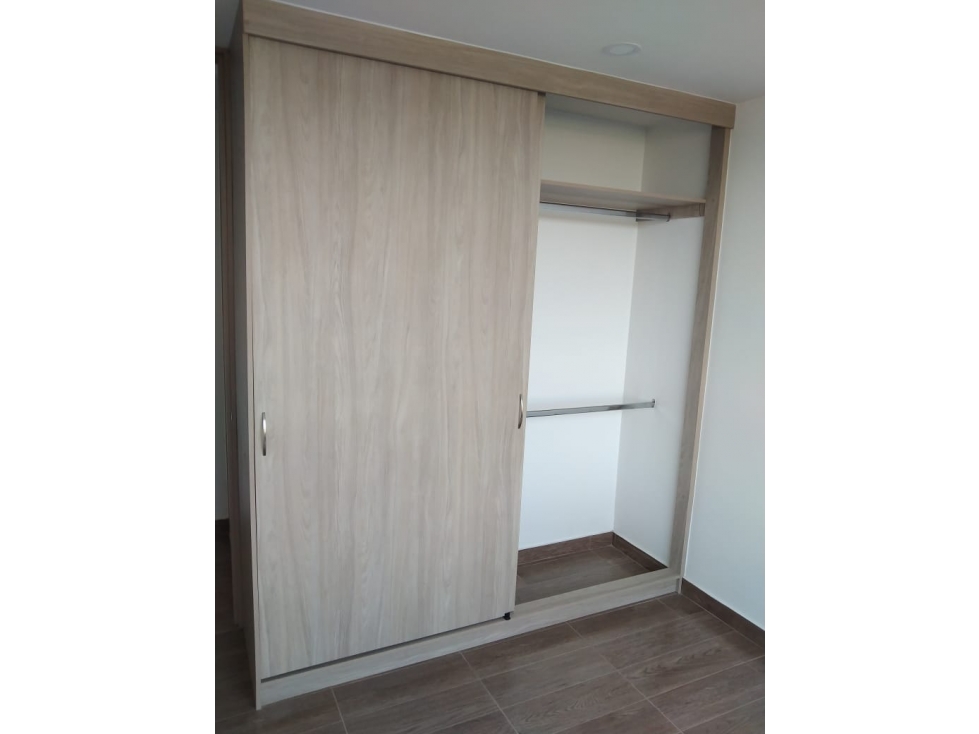 Apartamento en venta en El Redil, Bogotá · foto 3 de 16