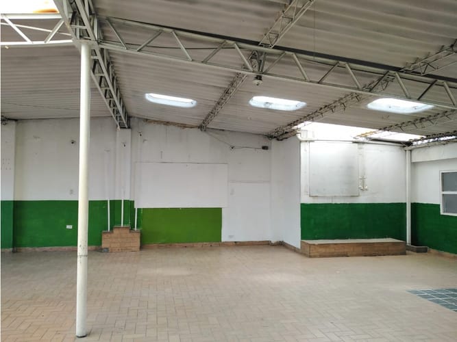 Casa de 7 alcobas en venta en El Libertador, Soacha, 461 m² · foto 6 de 9