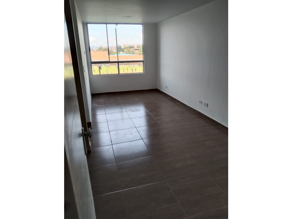 Apartamento en venta en El Redil, Bogotá · foto 14 de 16
