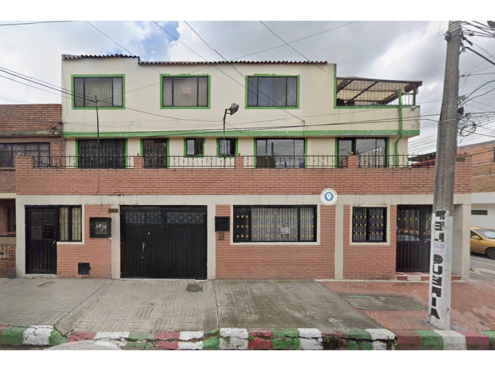 Casa en venta en Fontibon, Bogotá · foto 3 de 6