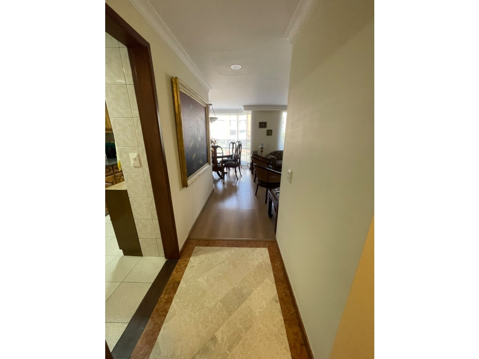 Apartamento en venta en Santa Barbara, Bogotá · foto 9 de 18