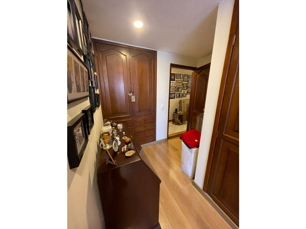 Apartamento en venta en Santa Barbara, Bogotá · foto 14 de 18