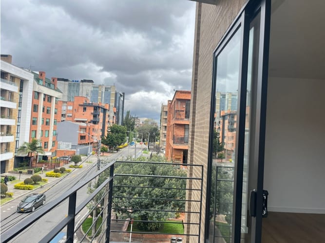 Apartamento de 3 alcobas en venta en San Patricio, Bogotá, 147 m² · foto 4 de 16