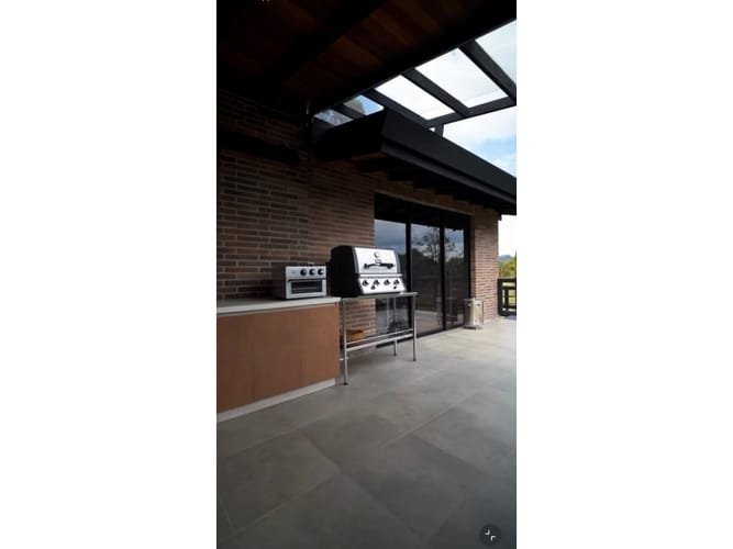 Casa de 3 alcobas en venta en La Candelaria, Medellín, 365 m² · foto 5 de 24