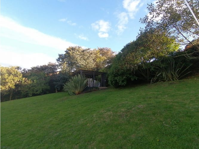 Casa de 3 alcobas en venta en Altos De Yerbabuena, Sopó, 490 m² · foto 2 de 24