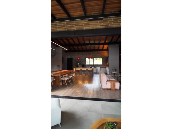 Casa de 3 alcobas en venta en La Candelaria, Medellín, 365 m² · foto 13 de 24