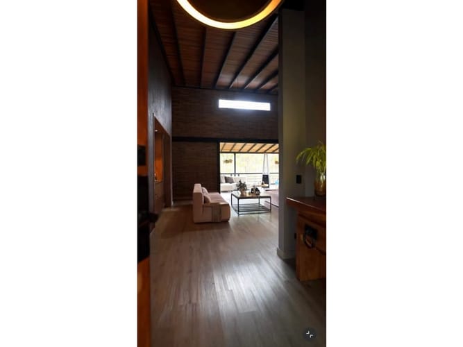 Casa de 3 alcobas en venta en La Candelaria, Medellín, 365 m² · foto 19 de 24