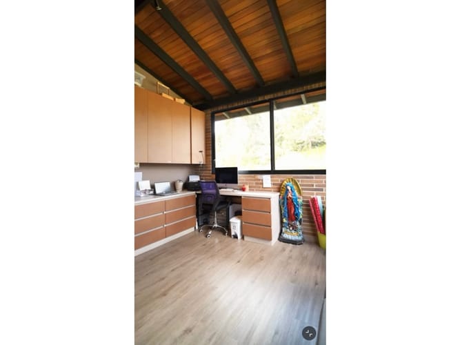 Casa de 3 alcobas en venta en La Candelaria, Medellín, 365 m² · foto 20 de 24